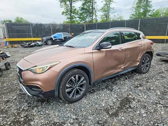2018 Infiniti QX30 SJKCH5CR2JA047018
