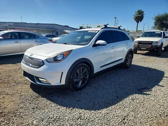 2017 Kia Niro KNDCC3LC1H5055874