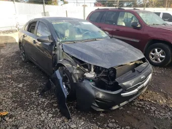 2021 Kia Forte 3KPF24AD1ME281977 Lot 90421785