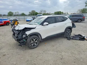 2023 Kia Seltos KNDERCAA2P7421840