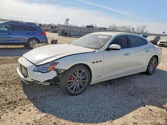 2020 Maserati Quattroporte ZAM56YRL9L1354030