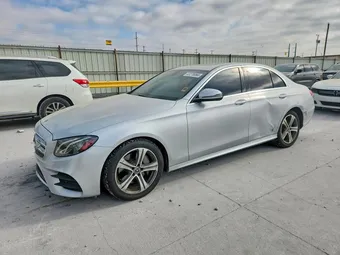 2020 Mercedes-Benz E-Class WDDZF8DB5LA700195