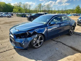 2021 Mercedes-Benz A-Class W1K3G4FB6MJ286239