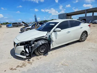 2020 Nissan Altima 1N4BL4BV7LC132097 Lot 49007546