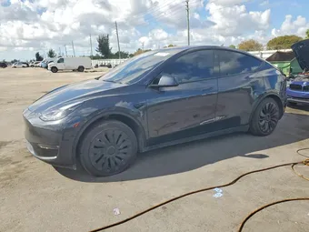 2024 Tesla Model Y 7SAYGAEE7RF052543 Lot 47521526
