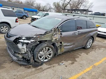 2023 Toyota Sienna Hybrid 5TDERKEC0PS176600 Lot 45580476