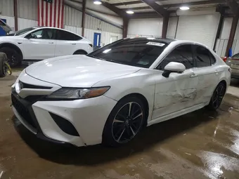 2018 Toyota Camry 4T1B61HK3JU119055 Lot 52488176