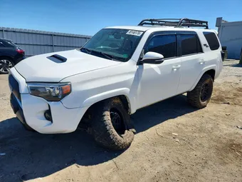 2018 Toyota 4Runner JTEBU5JR0J5588540 Lot 49146176