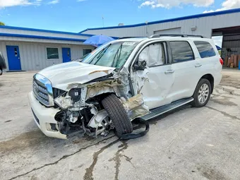 2017 Toyota Sequoia 5TDDW5G10HS154907