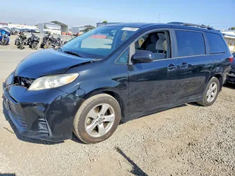 2018 Toyota Sienna 5TDKZ3DC6JS922453 Lot 51277986