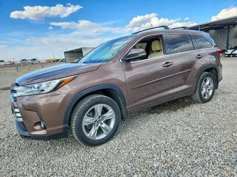 2018 Toyota Highlander 5TDDZRFH4JS835882 Lot 49015306