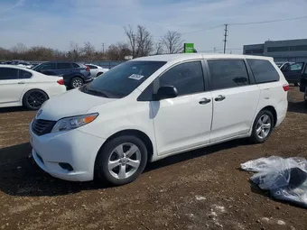 2017 Toyota Sienna 5TDZZ3DC5HS788155 Lot 46925636