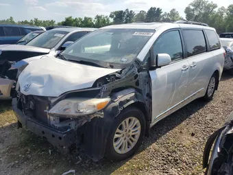 2015 Toyota Sienna 5TDYK3DC8FS668721 Lot 47966596