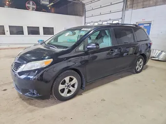 2017 Toyota Sienna 5TDKZ3DC4HS859850 Lot 49678396