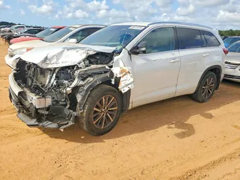 2018 Toyota Highlander 5TDJZRFH1JS836068 Lot 50611676