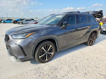 2022 Toyota Highlander 5TDLZRAH0NS134670 Lot 49941416