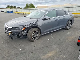 2021 Volkswagen Passat 1VWSA7A33MC015813