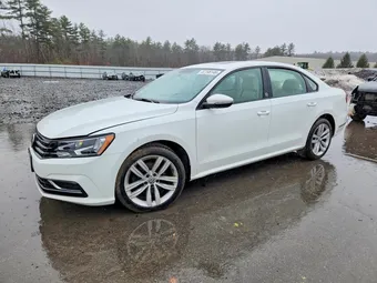 2019 Volkswagen Passat 1VWLA7A33KC006160