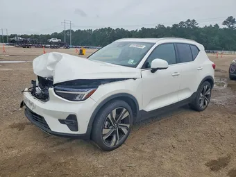 2023 Volvo XC40 YV4L12UNXP2114157