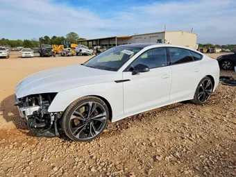 2025 Audi S5 WAUC4CF54SA008652