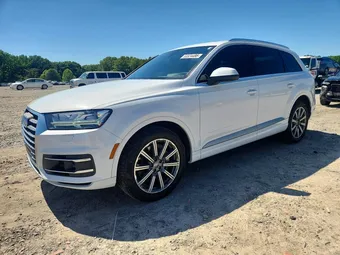 2018 Audi Q7 WA1VAAF79JD050459