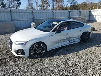 2022 Audi S5 WAUC4CF50NA015621