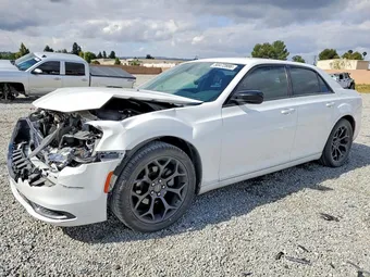 2019 Chrysler 300 2C3CCAAG9KH641012 Lot 50472886