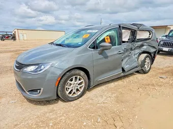 2020 Chrysler Pacifica 2C4RC1BG3LR235775 Lot 48709216