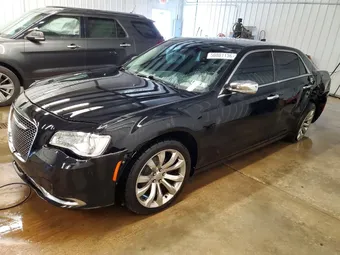 2019 Chrysler 300 2C3CCAEG2KH693480