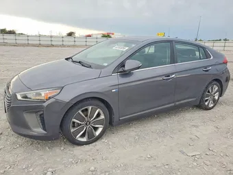 2017 Hyundai Ioniq KMHC05LC4HU018839
