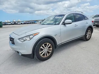 2015 Infiniti QX70 JN8CS1MU1FM381583