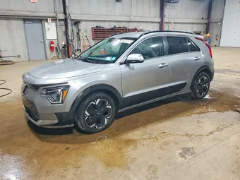 2023 Kia Niro EV KNDCR3L16P5054294