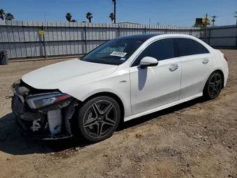 2020 Mercedes-Benz A-Class W1K3G5BB6LJ221692