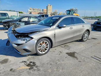 2020 Mercedes-Benz A-Class WDD3G4EB6LW038544