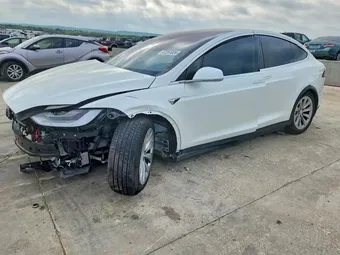 2020 Tesla Model X 5YJXCAE29LF281601