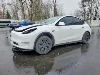 2024 Tesla Model Y 7SAYGAEE4RF124542 Lot 46072066