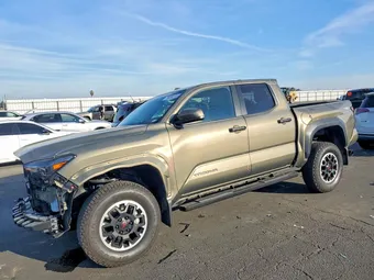2025 Toyota Tacoma 3TMLB5JN4SM204282 Lot 79398355