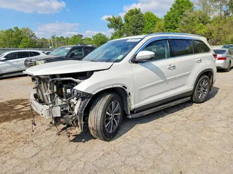 2019 Toyota Highlander 5TDJZRFH5KS612710 Lot 47687886