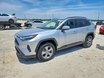 2025 Toyota RAV4 JTMRWRFV7SJ067706 Lot 52911936