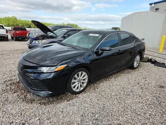 2018 Toyota Camry 4T1B11HK1JU141084 Lot 49021266