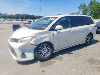 2018 Toyota Sienna 5TDYZ3DC5JS918923 Lot 49391286