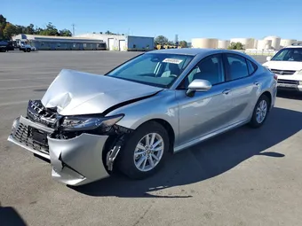 2026 Toyota Camry 4T1DAACK1TU252799 Lot 48680886