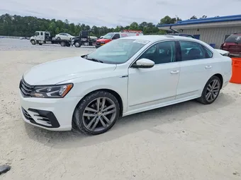 2017 Volkswagen Passat 1VWDT7A39HC050865
