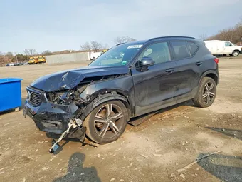 2021 Volvo XC40 YV4162UMXM2431108