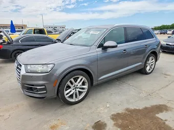 2018 Audi Q7 WA1VAAF74JD025470
