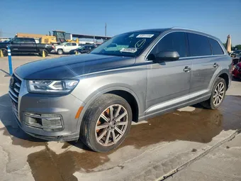 2017 Audi Q7 WA1AAAF74HD023498