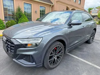 2021 Audi Q8 WA1EVAF11MD007500
