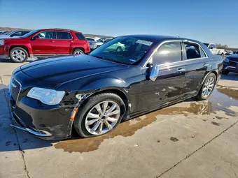 2018 Chrysler 300 2C3CCAKG2JH268327