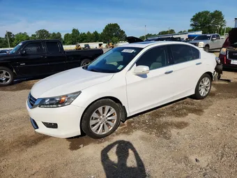 2015 Honda Accord 1HGCR3F88FA020132 Lot 51820536
