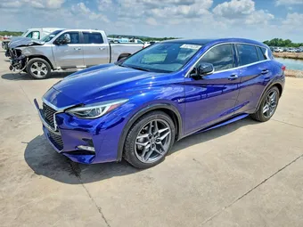 2018 Infiniti QX30 SJKCH5CP9JA043885